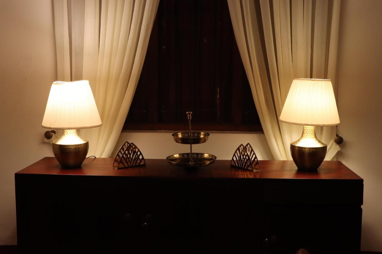 Colonial Residence Kandy Luaran gambar